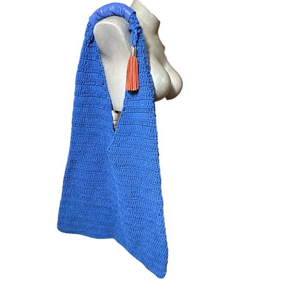 VINTAGE HAVANA | Large Blue Crochet Hobo Sling Beach Shopping Bag - Picture 8 of 13